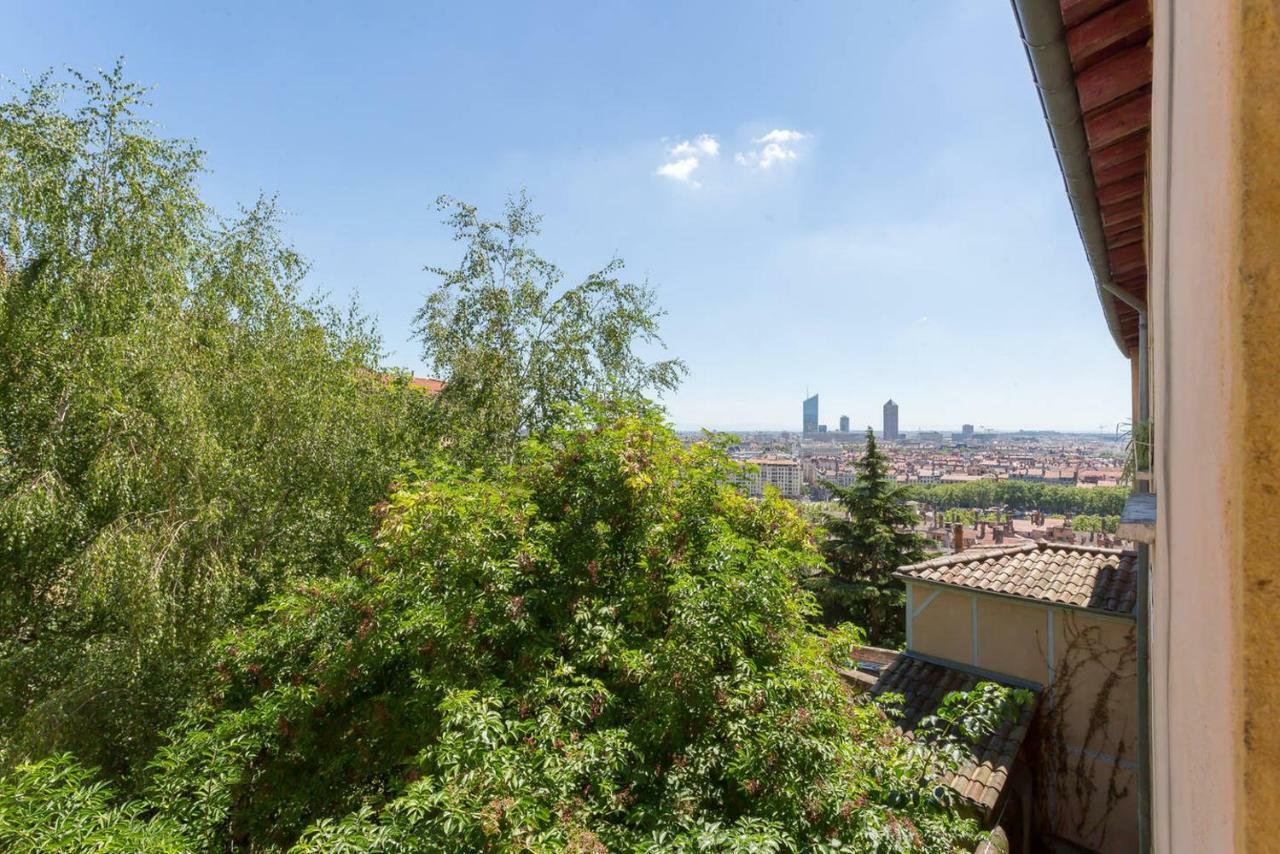 Sur Les Hauteurs Du Vieux Lyon Luaran gambar