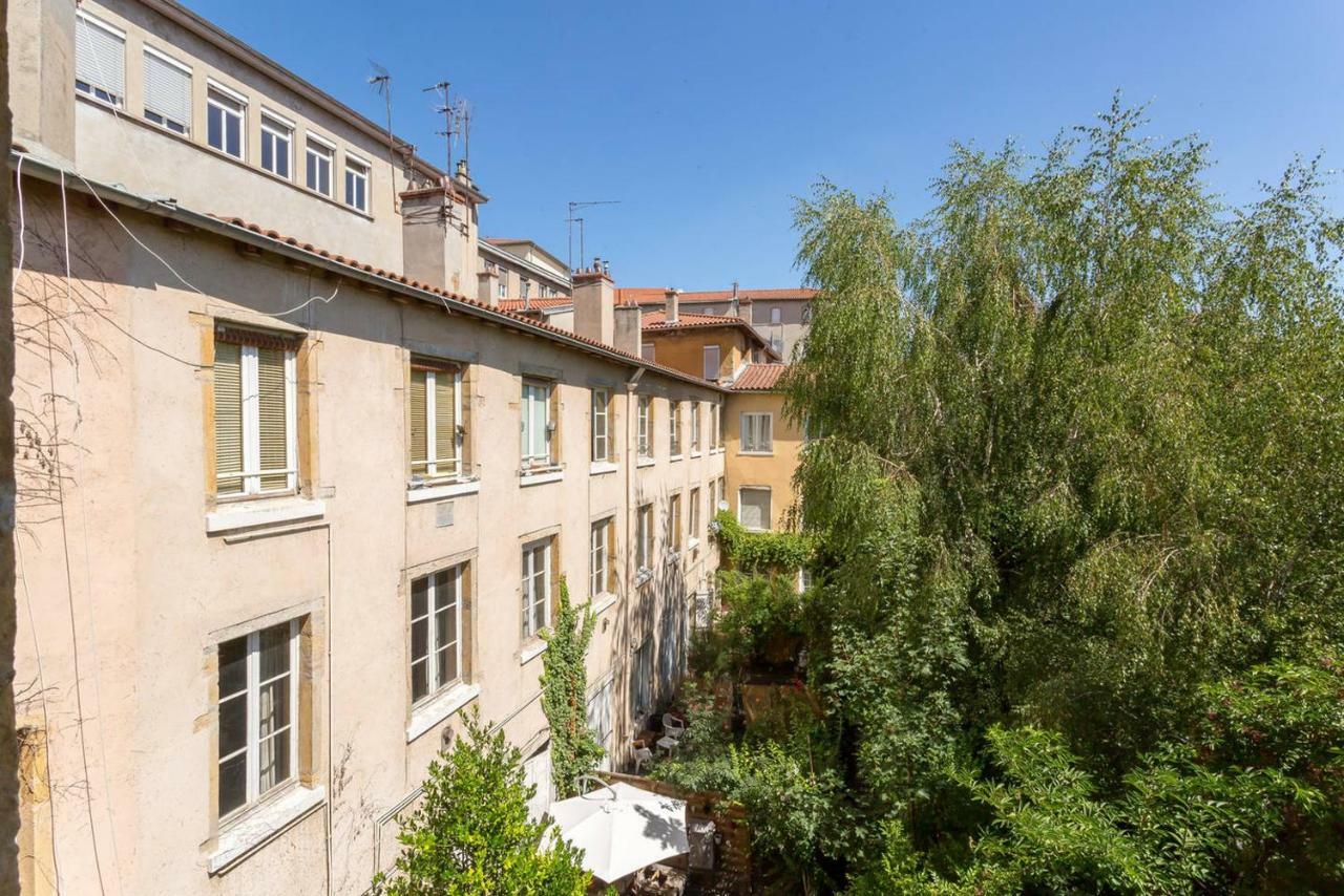 Sur Les Hauteurs Du Vieux Lyon Luaran gambar